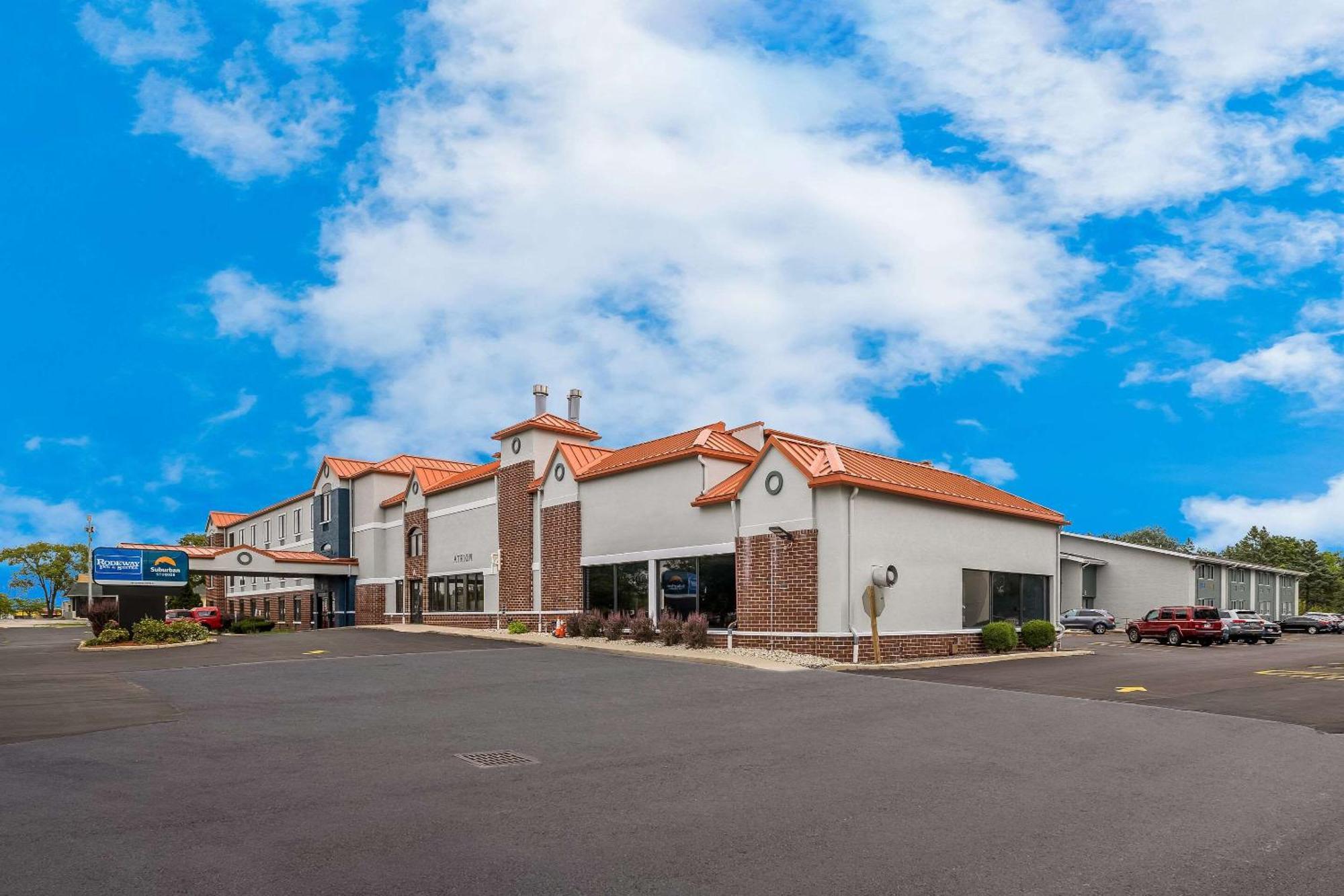 Suburban Studios Milwaukee Airport Екстериор снимка