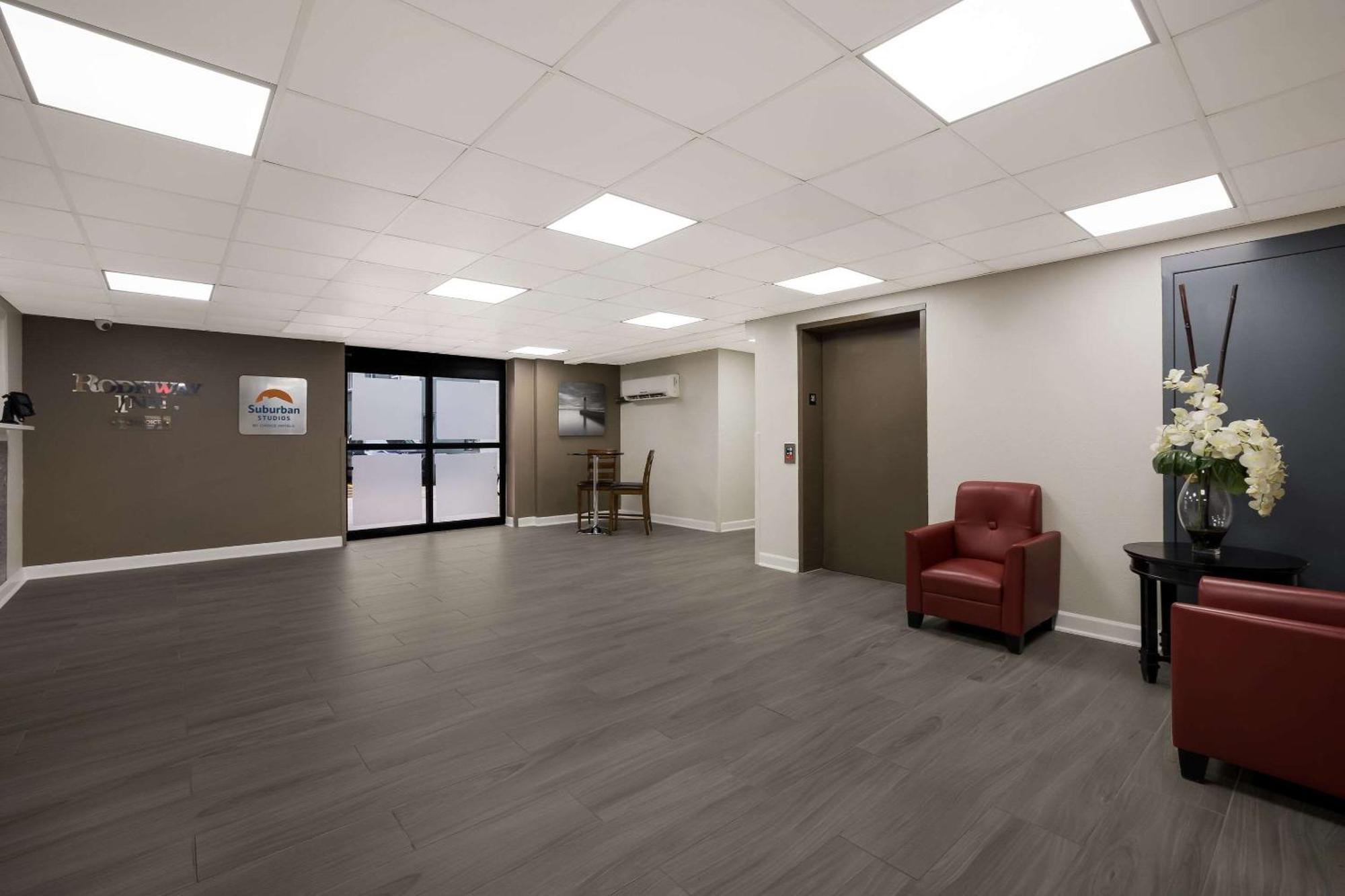 Suburban Studios Milwaukee Airport Екстериор снимка